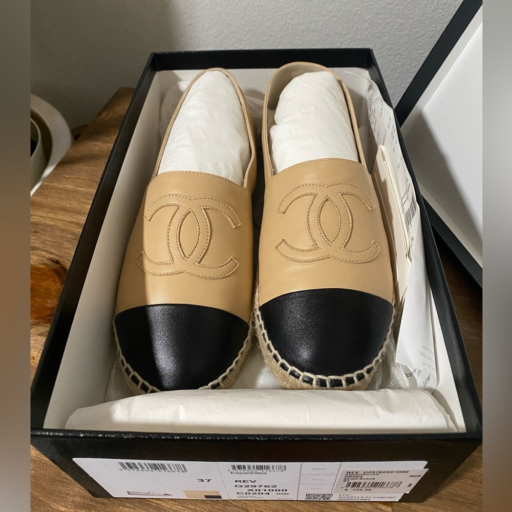 CHANEL ESPADRILLES BEIGE/BLACK leather